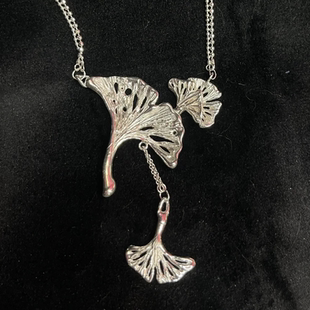 欣南芷原创 足银重工小众国风镂空银杏叶项链锁骨链 银杏系列