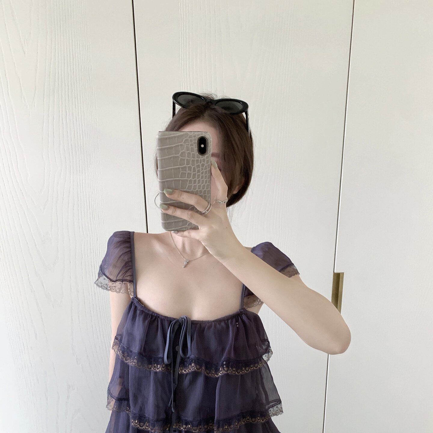 网图荷叶边蕾丝层次感小飞袖方领吊带女