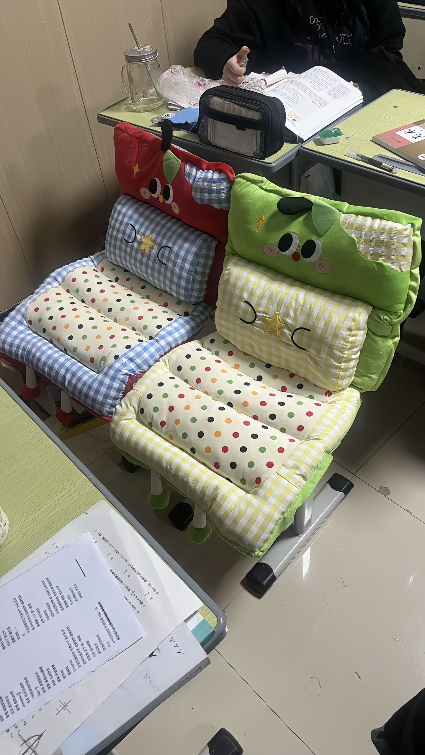 大眼苹果坐垫靠背一体办公室座椅垫护腰学生宿舍软屁股垫冬季加厚