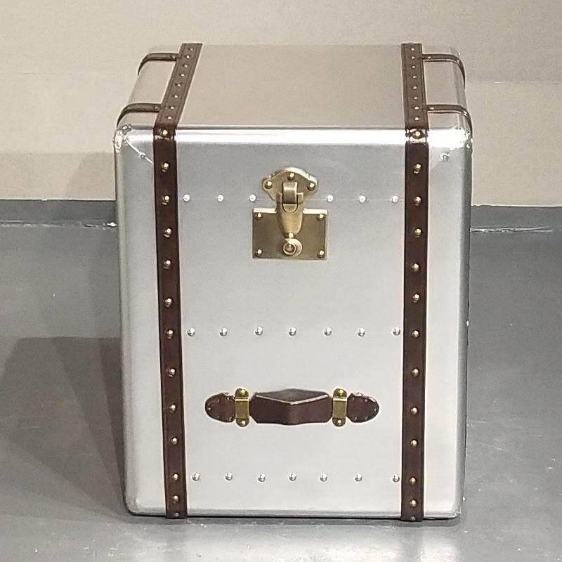 个性角几工业风loft铝皮铆钉复古创意时尚音乐酒吧健身房双抽边几