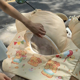 亲子电动车挡风被天窗开衩加厚加绒麦几酱酱黄油小熊深色冬季