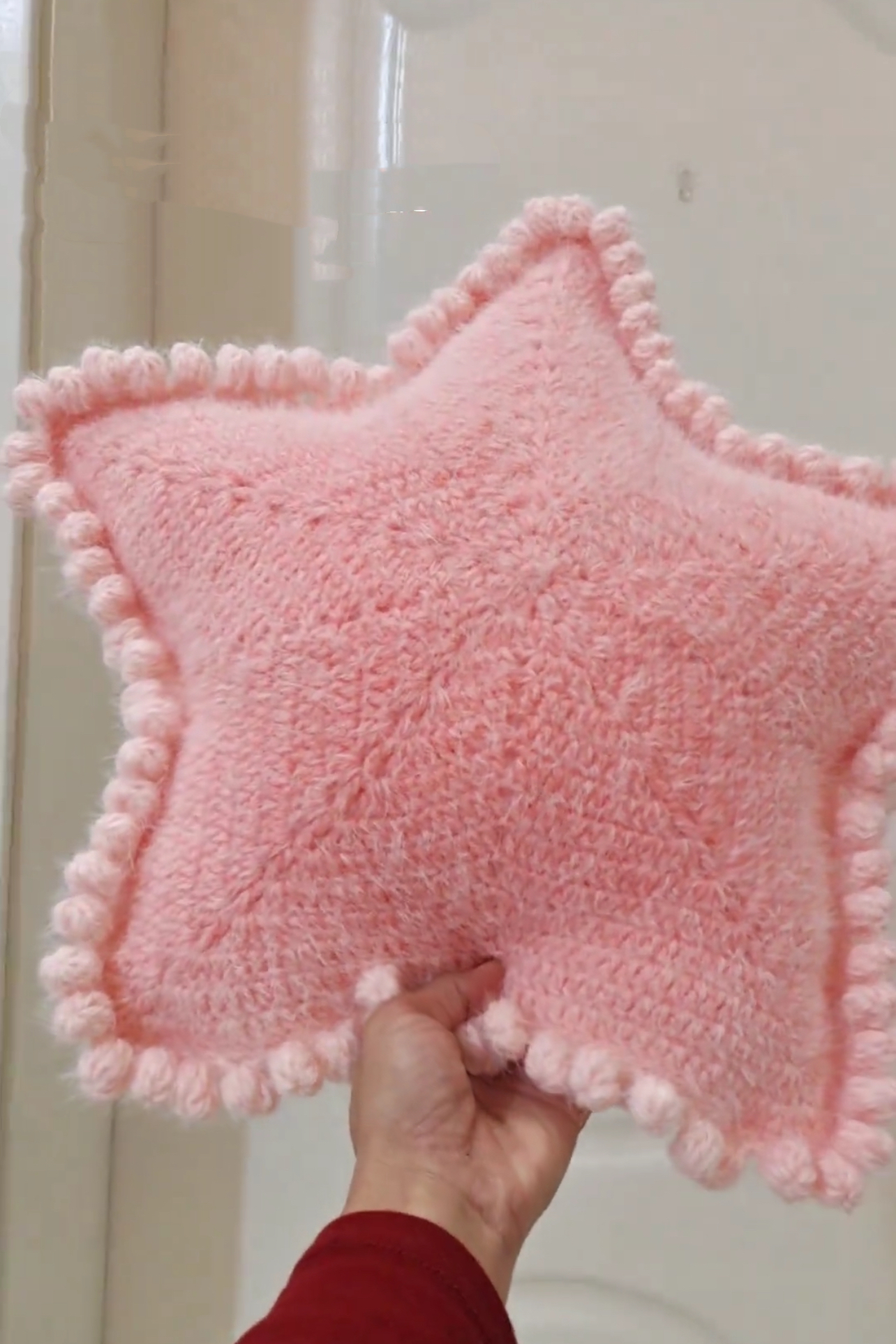 可爱粉色新款小星星抱枕长距离渐变秋冬保暖编织DIY材料包