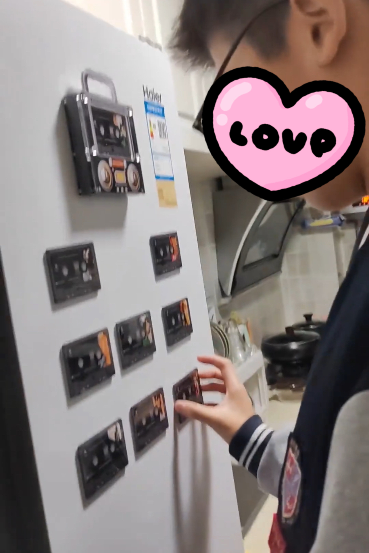 明星磁带造型音乐磁吸冰箱贴氛围感感应自动播放歌曲亚克力新款