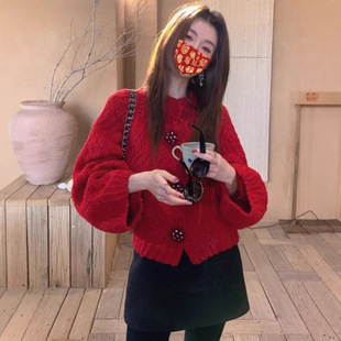 韩系复古软糯绞花红色毛衣外套女季高级感新年加厚短款针织开衫
