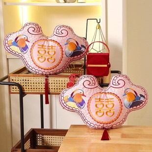 婚庆同心锁抱枕婚房布置创意小抱枕中式刺绣鸳鸯枕结婚压床小摆件