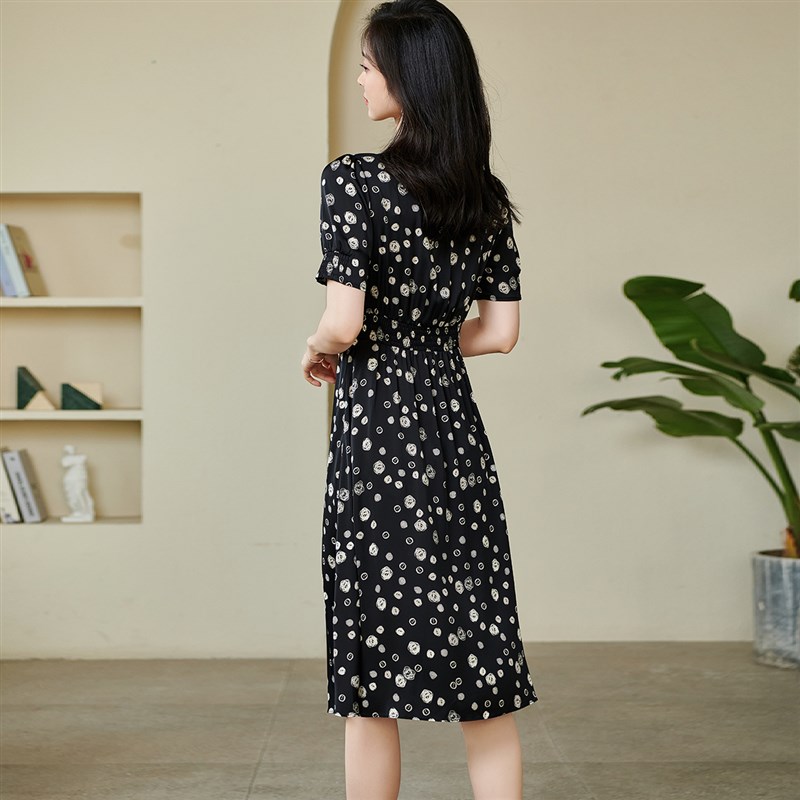 米思阳2025夏季新款高级气质波点V领松紧腰修身裙子法式连衣裙女