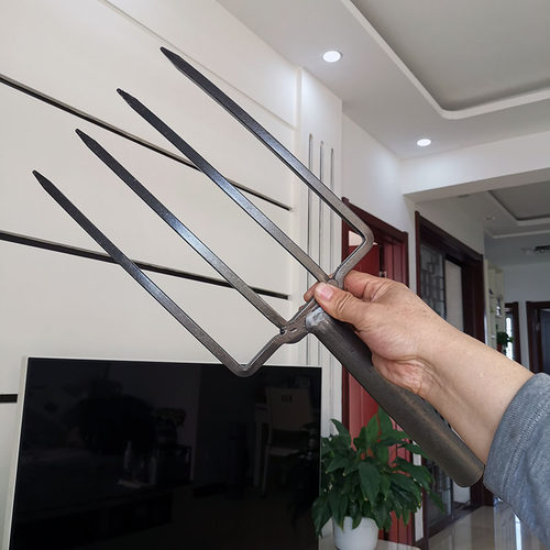 长智实芯四股钢叉加厚焊接锰钢叉子草叉大蒜叉葱叉粪叉锻打上漆叉