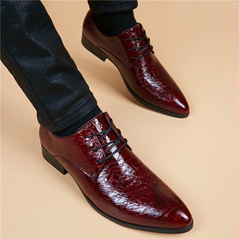 冬季正装商务休闲皮鞋男真皮尖头亮皮韩版潮流内增高男士皮鞋婚鞋