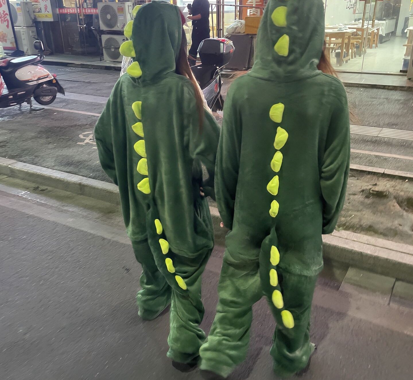恐龙衣服儿童连体睡衣男童春秋女童秋冬男孩动物卡通宝宝冬季小孩