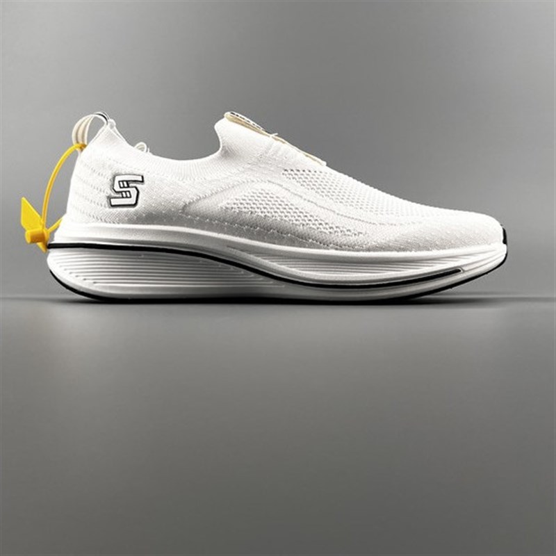 稀缺好货 外贸男士日常户外运动休闲鞋新款一脚蹬情侣飞织袜子鞋