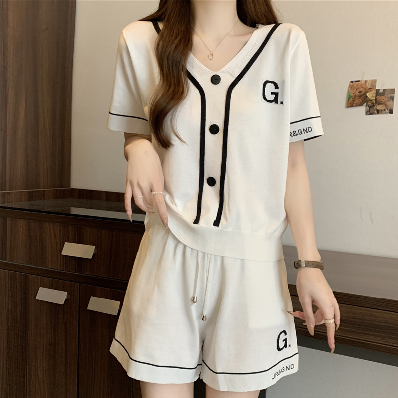 运动套装女夏装搭配一整套胖mm大码短袖冰丝针织衫短裤时尚两件套