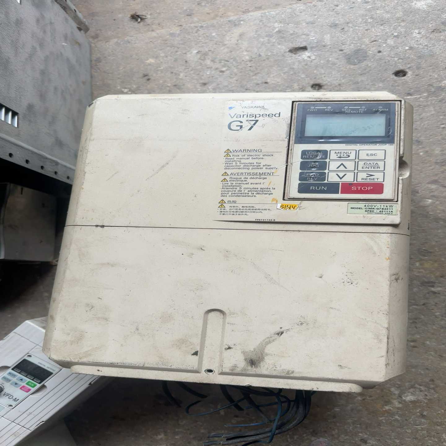 CIMR-G7A4011 安川变频器，11KW 380V（地坛设备）