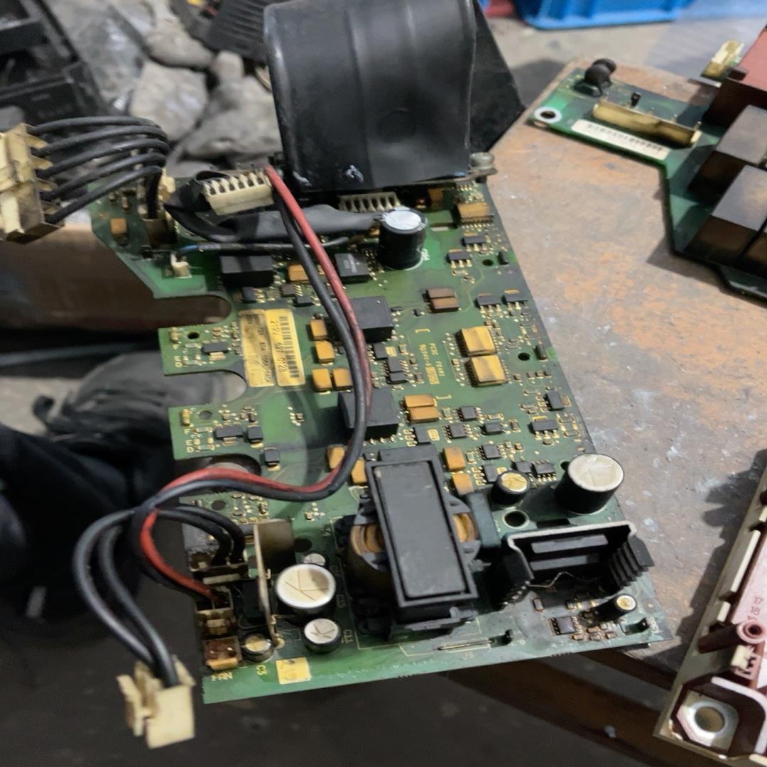 议~、pcbc fr4m1、功能。