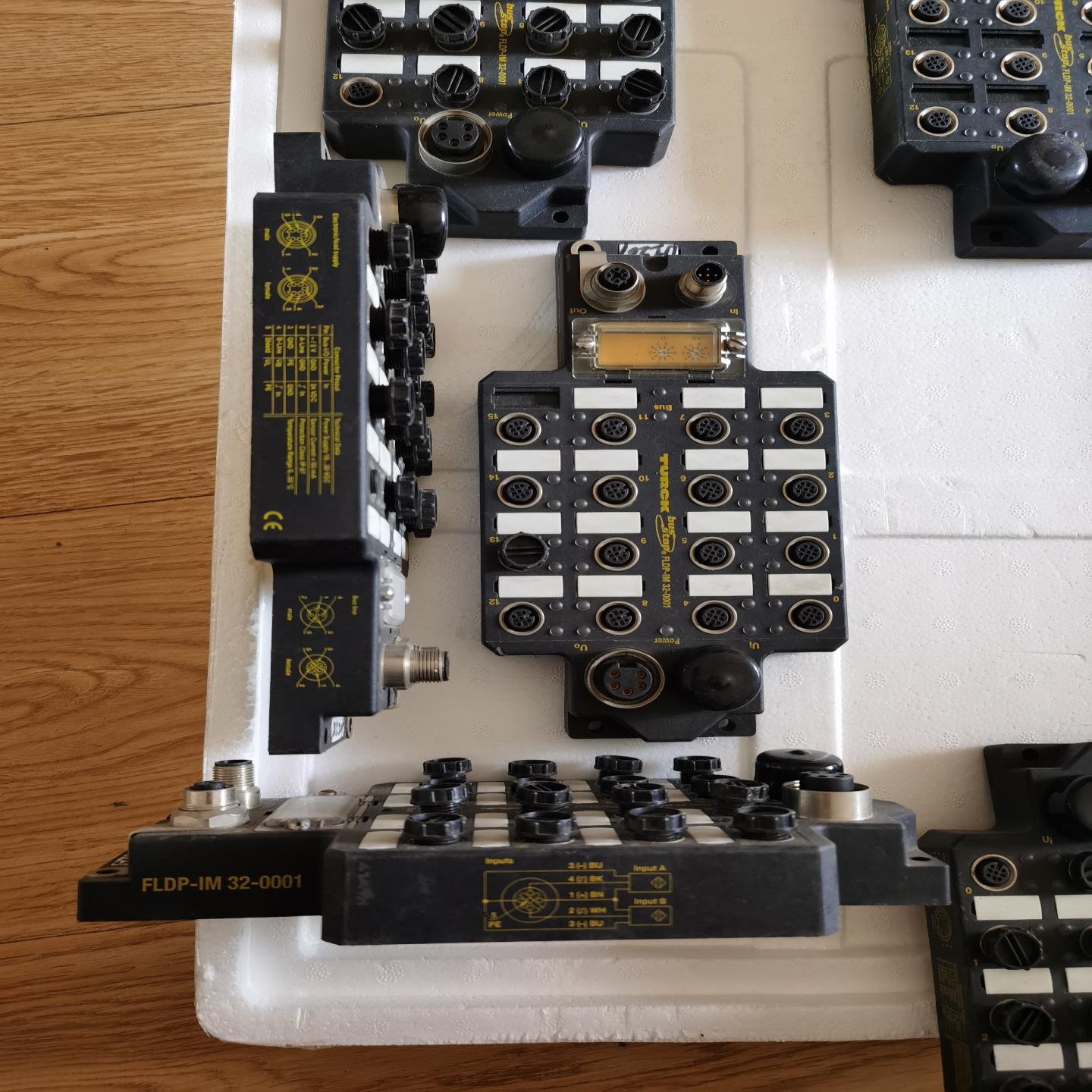 TURCK FLDP—IM 32—001 图尔克（地坛设备）