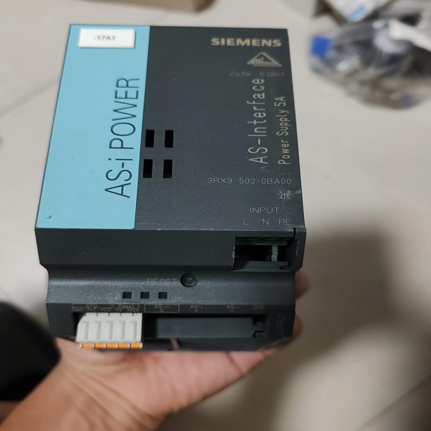 模块3RX9502-0BA00，功能好的，少两个端子~询价