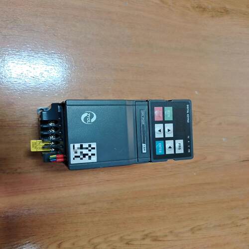 ZVDL变频器DF900-S0015T2B ，功率220V~询价
