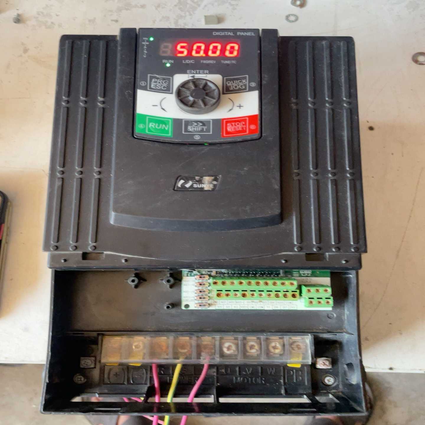 【星慕电子】CM530H-D4T9R0GB/011PB日业，凌科变频器，