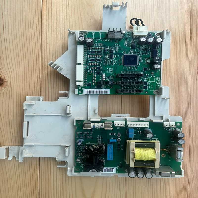 AINT-02C APOW-01C ABB800变频器 R8（瓠子电子）