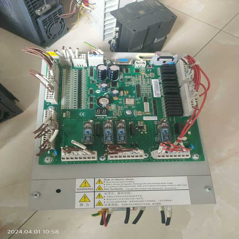 议价奥的斯扶梯变频器UPPER100-ER-S-4005-H3拆
