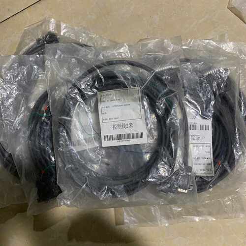 CN1线ASD-B2-AMP1-2M，新的没有用过，便宜处理~询价