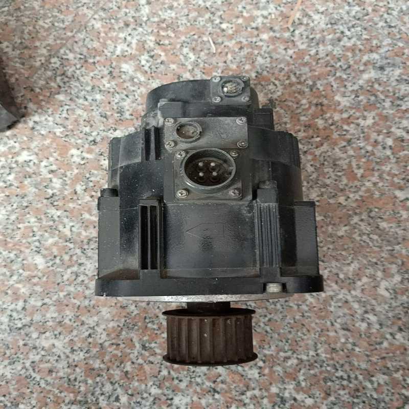 安川电机SGM7G-09AFC6C拆机包好实图拍漂亮（崽载电子）