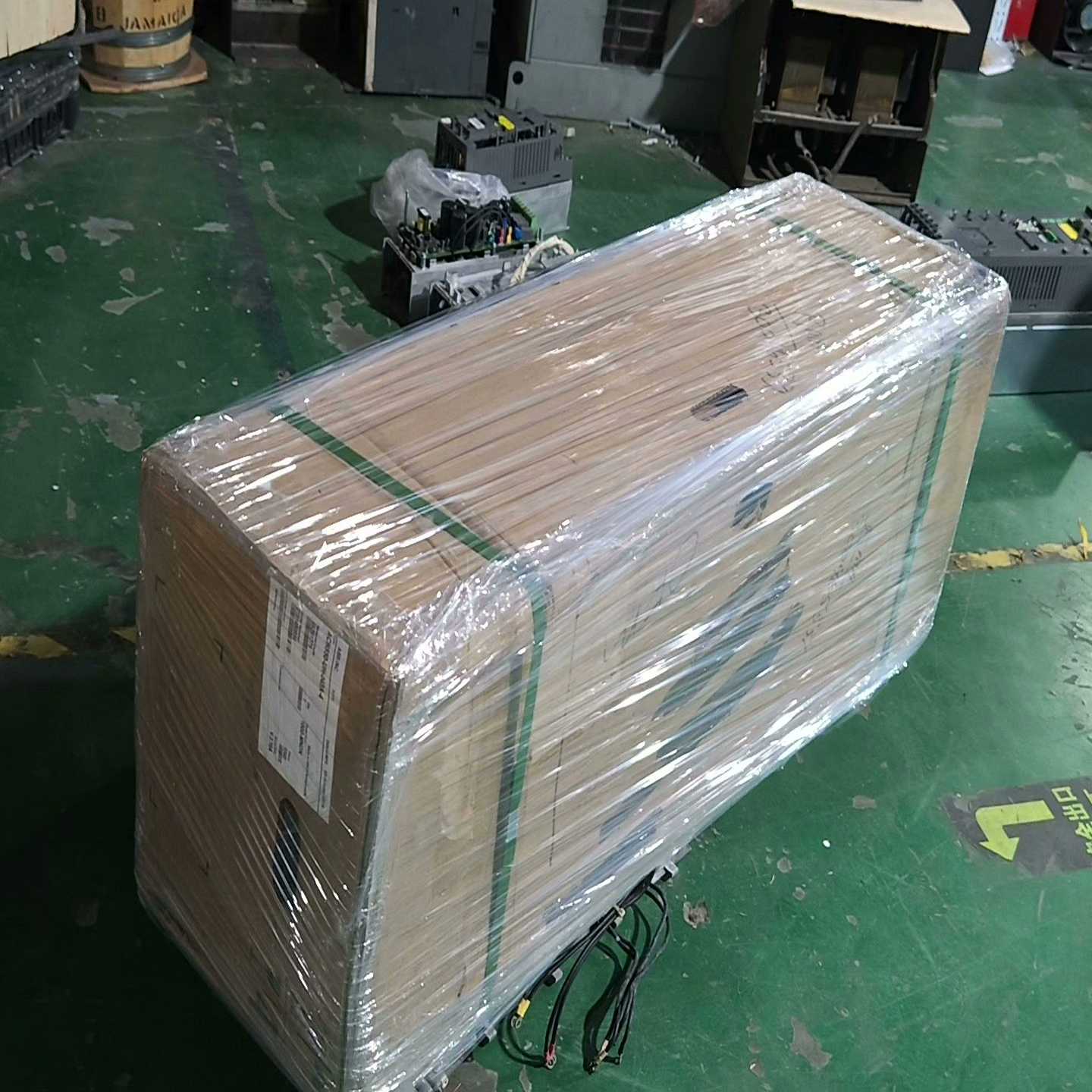 【星慕电子】ACH550-UH-045A-4变频器22KW包装有点破旧