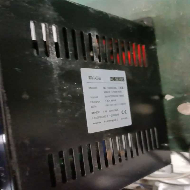 米格MG-1000C30L伺服驱动器，华大同款，交流电两相制（佳毅工
