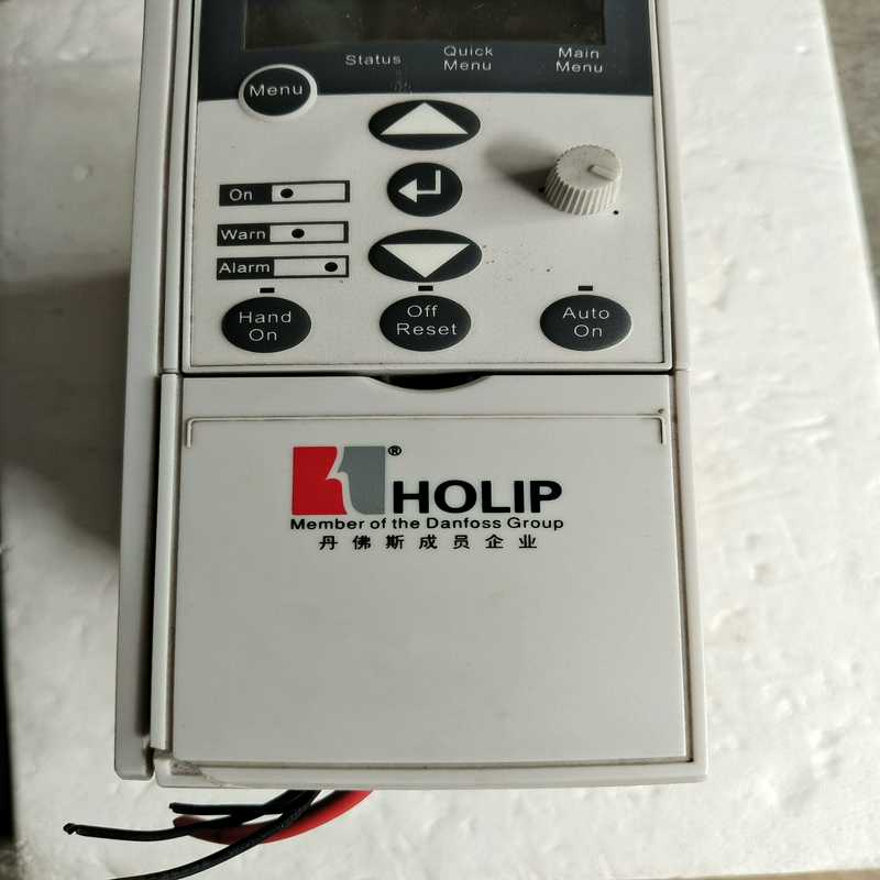 海利铺变频器HLP－SV,2.2Kw,盖板有瑕疵，功能好的，~询价