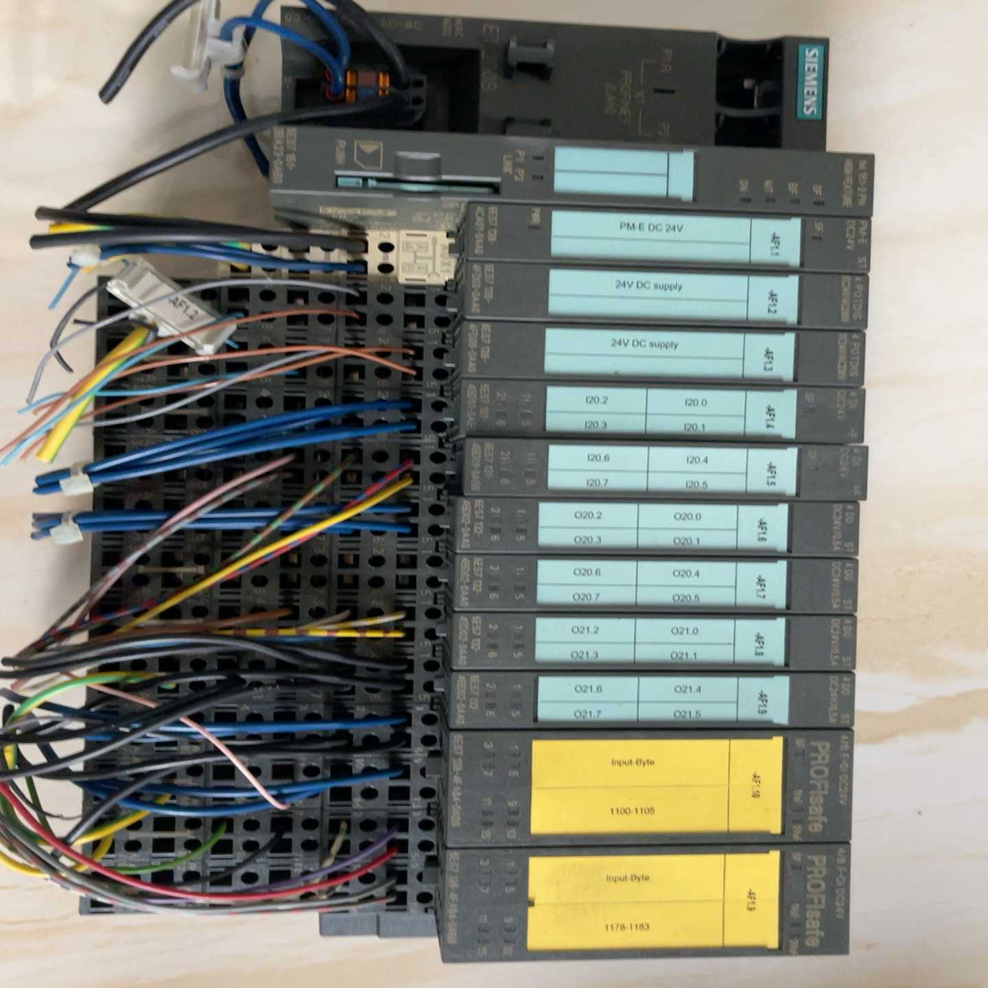 6ES7151-3BA23-0Ab06es79新6询价