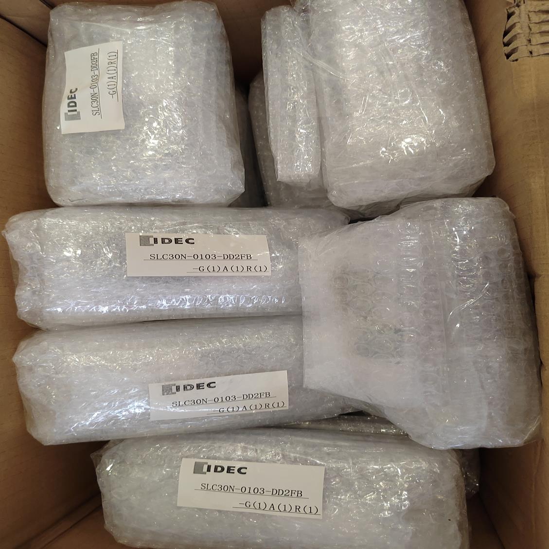 和泉集合显示灯 SLC30N-0103-DD2FB-G1议价