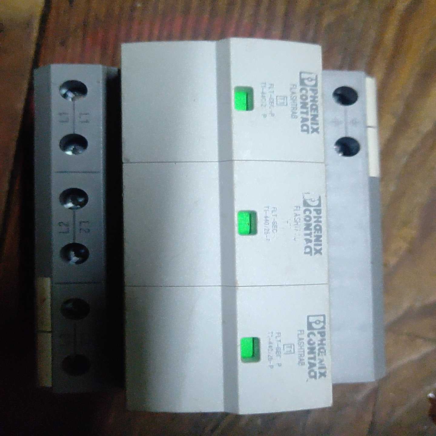 菲尼克斯T1防雷器，拆机菲尼克斯FLT-SEC-P T1-4【鑫鑫商铺】