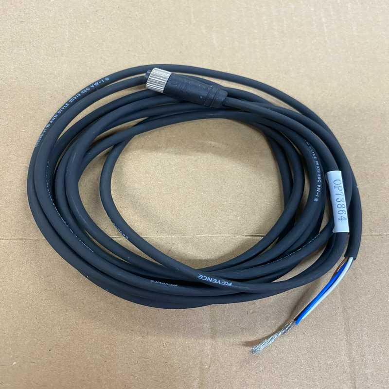 (询价)OP73864基恩士连接线，功能正常，原长线，实物直接拍