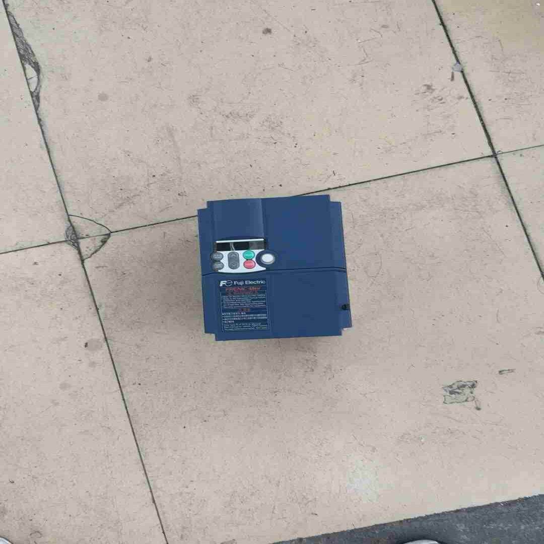 询价~富士变频器FRN011C2S-4C