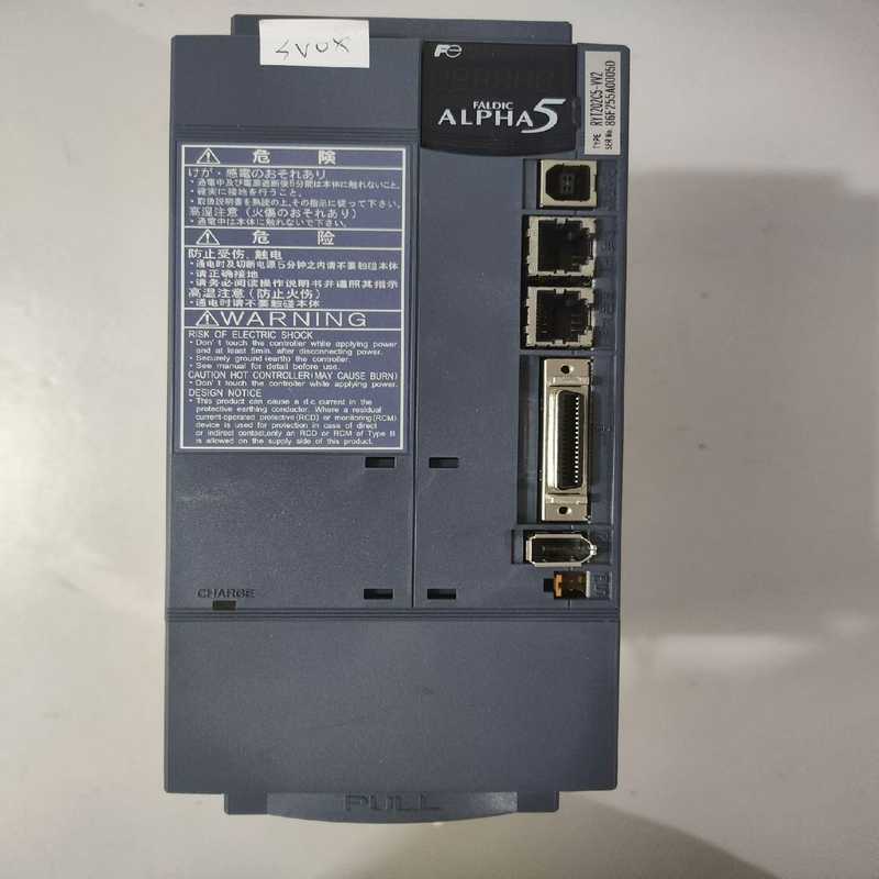 富士2kw驱动型号RYT202C5-VV2成色如图实物拍摄正【鑫鑫商铺】