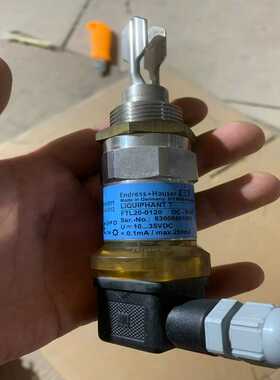 E+H音叉液开关FTL20-0120实物图拍摄，一台~询价