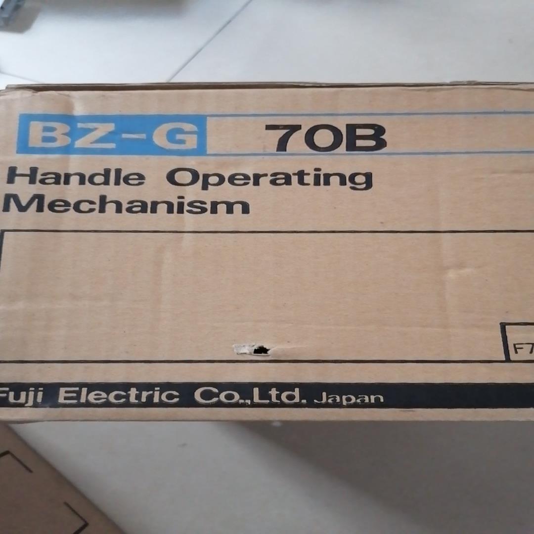 Fuji富士断路器G形外部操作手柄 BZ-G70B  单价3~议价