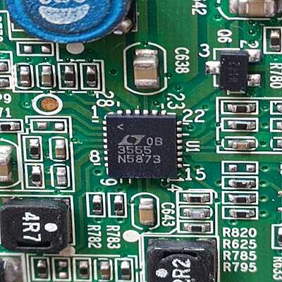 LTC3555EUFD 丝印3555~询价