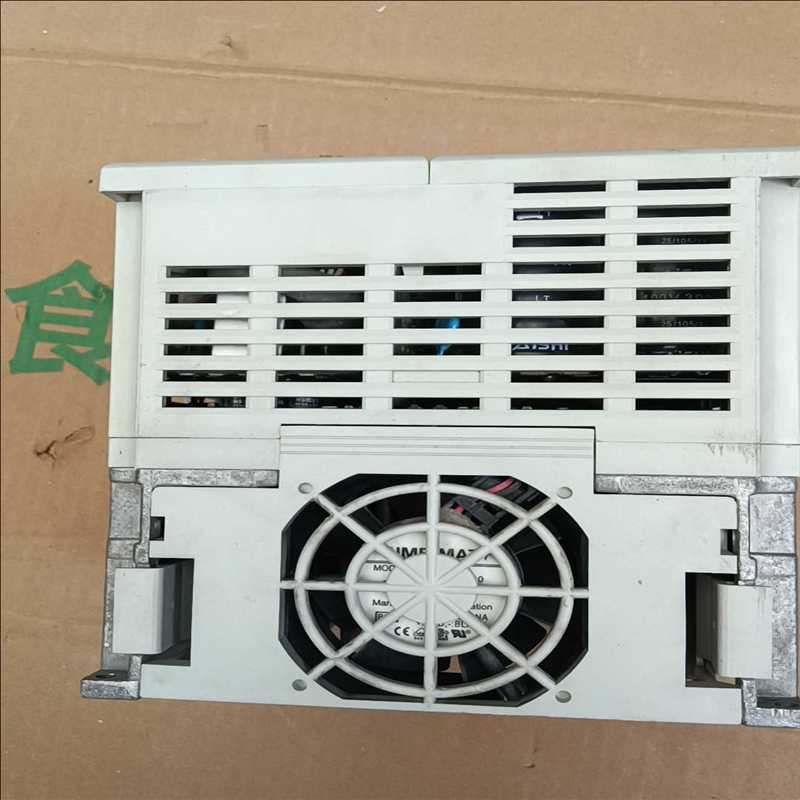 LS-C100变频器380V3.7kW，变频器功能正常包好。（崽载电子）