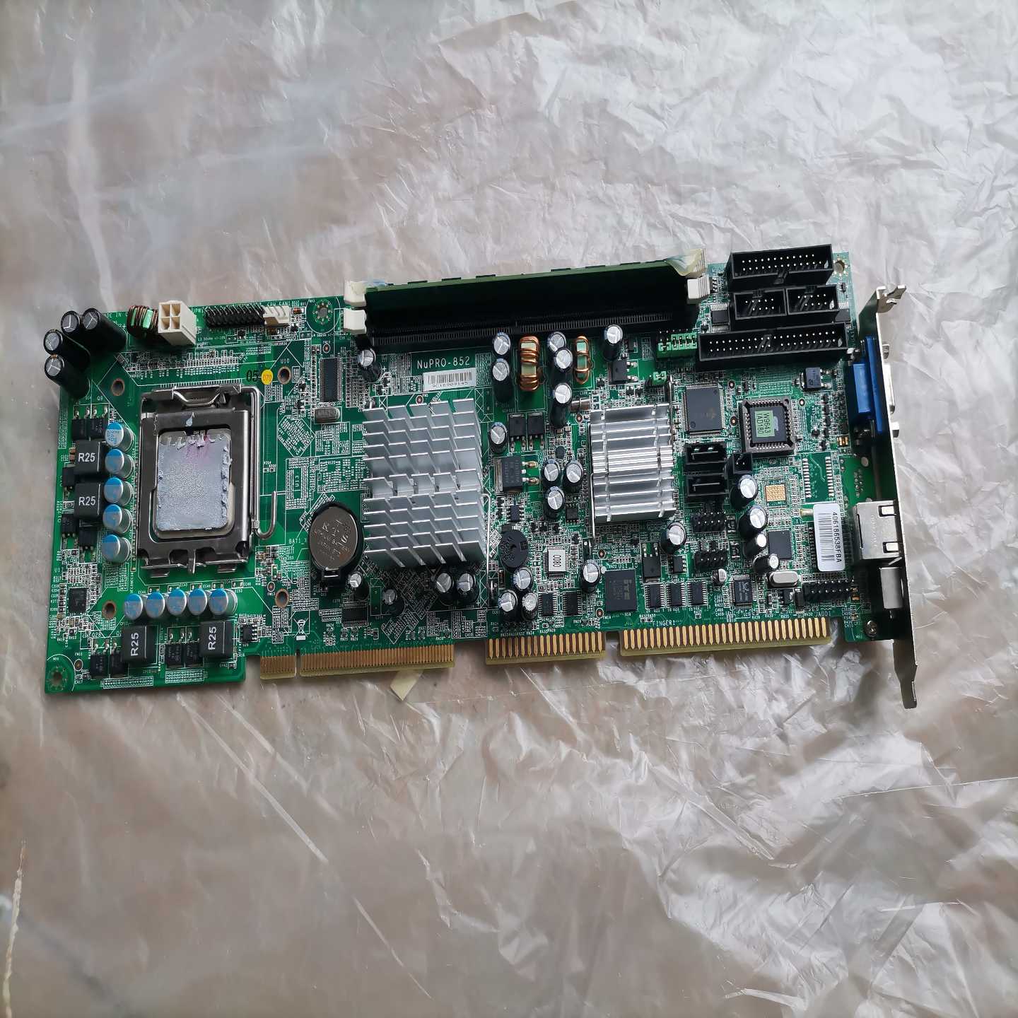 凌华工控机主板NUPRO-852送CPU.内存六片（砌墙设备）