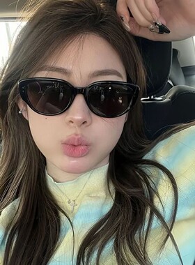 欧美复古辣妹椭圆新款墨镜女网红街拍遮阳防紫外线太阳眼镜气质潮