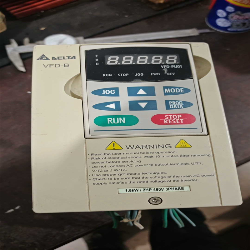 议~台达vfd-b变频器，1.5千瓦。vfd015b43a-z，