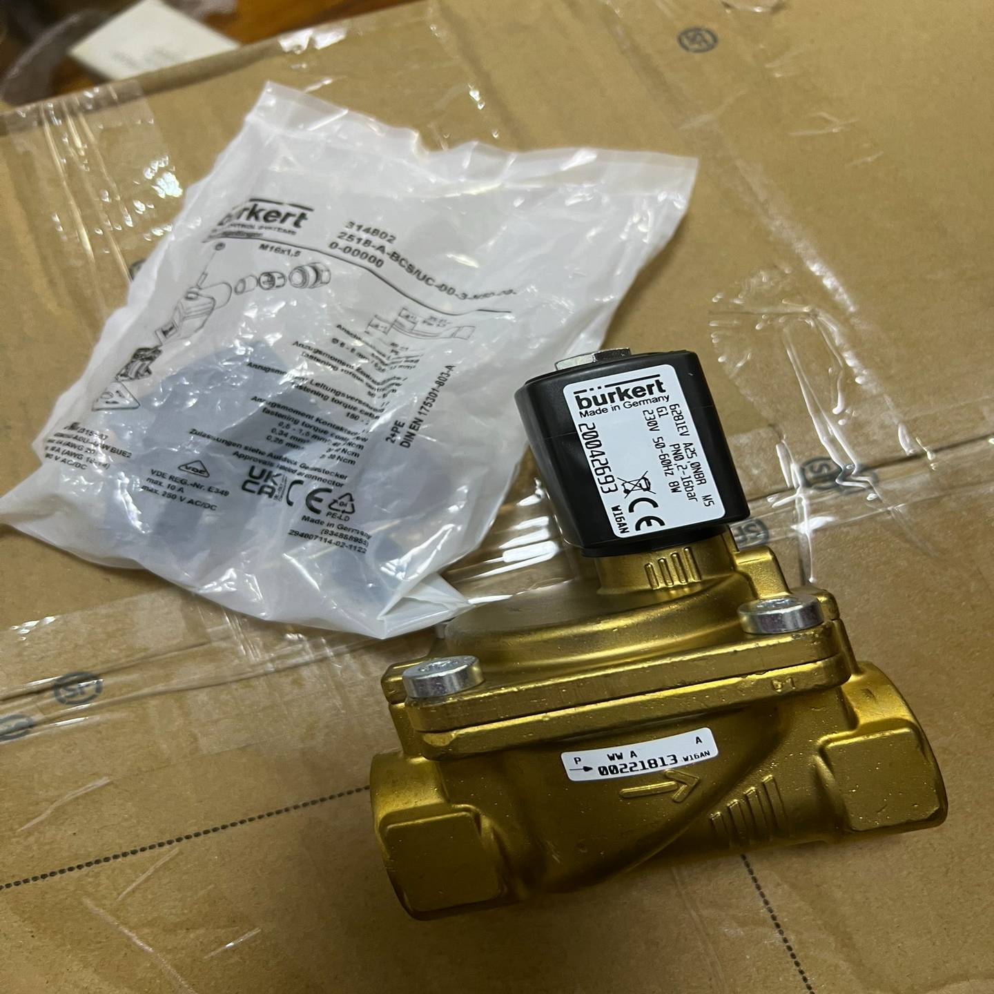 burkert电磁阀6281EV A25 0NBR MS~询价