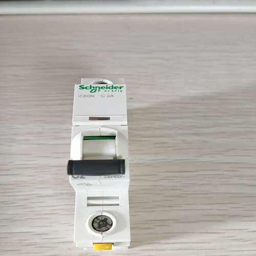 断路器iC60N 1P  C2A~询价
