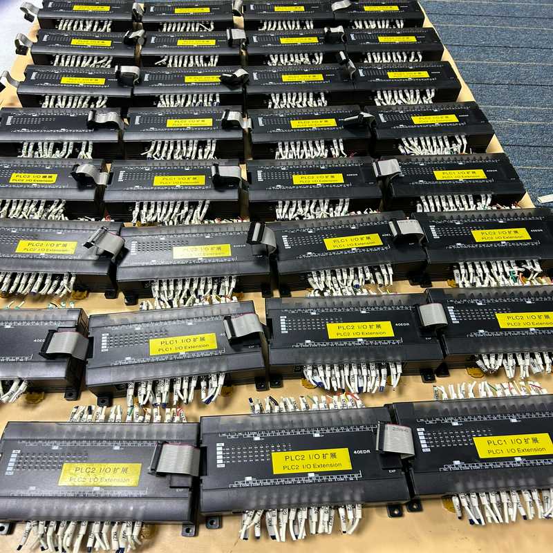 议价成色漂亮 原装欧姆龙PLC  、CP1W-40EDR. 。实