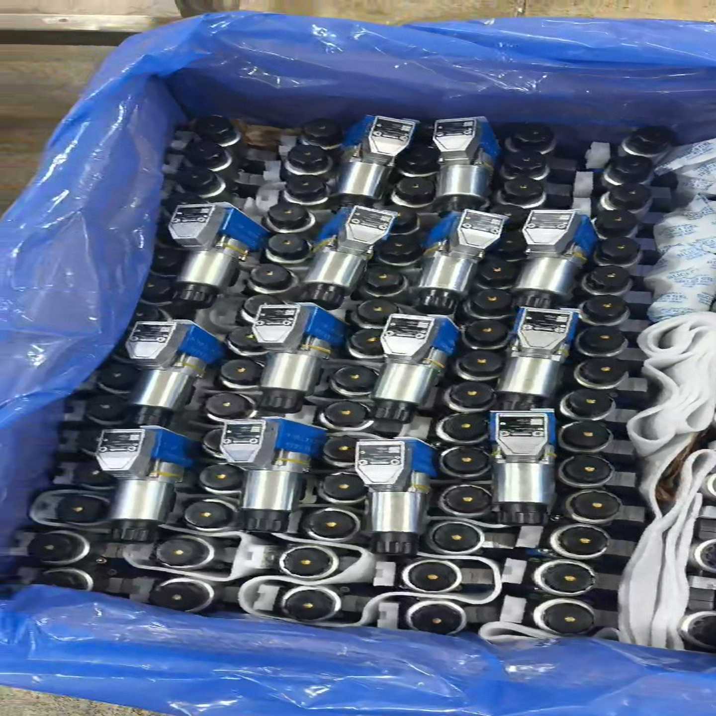 力士乐电磁球阀M-3SEW6C3X/420MG24N9K4现(佳毅工控)