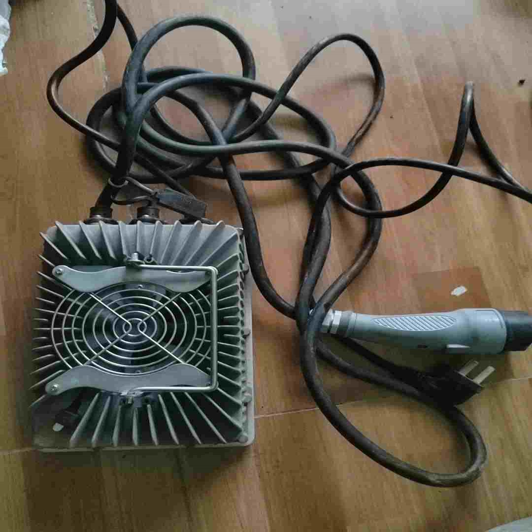 电动四轮防水冲电器48V145AH四轮电动越野车用的--议价商品