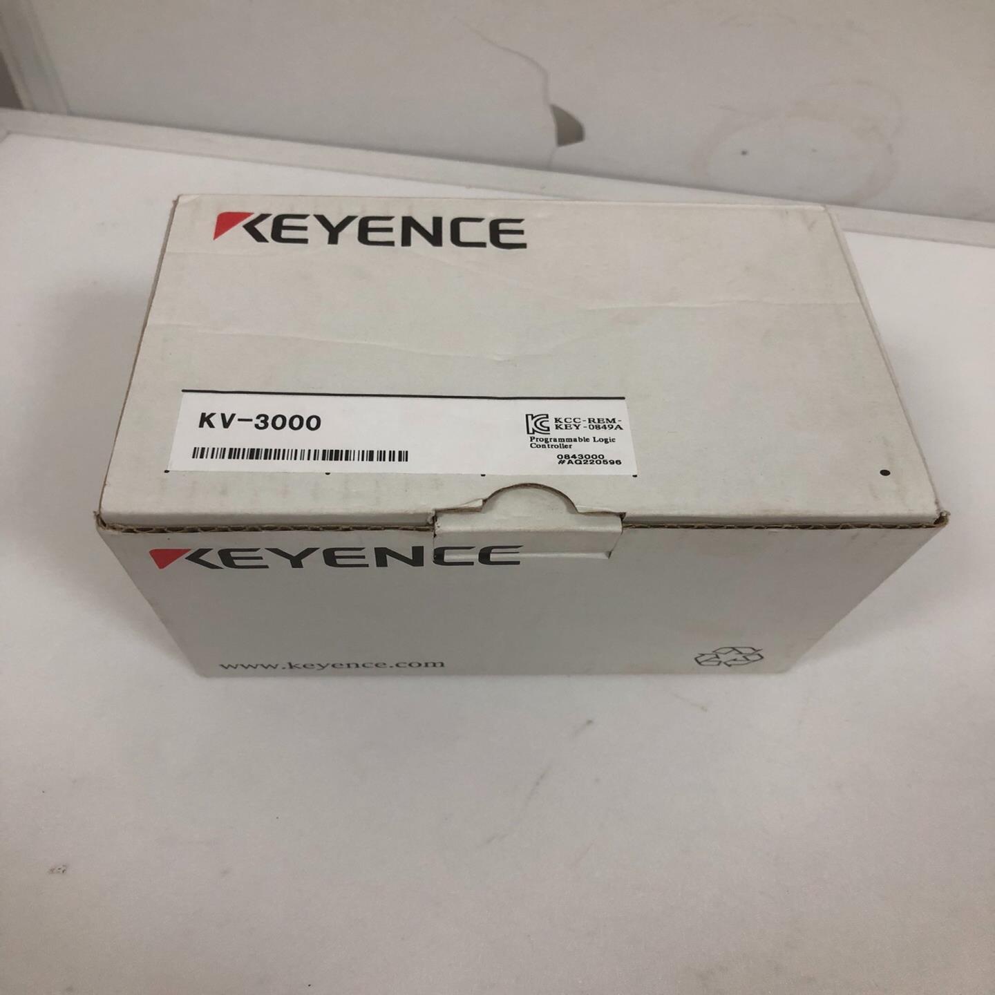 基恩士PLCKV-3000，编号一致，实物图。询价