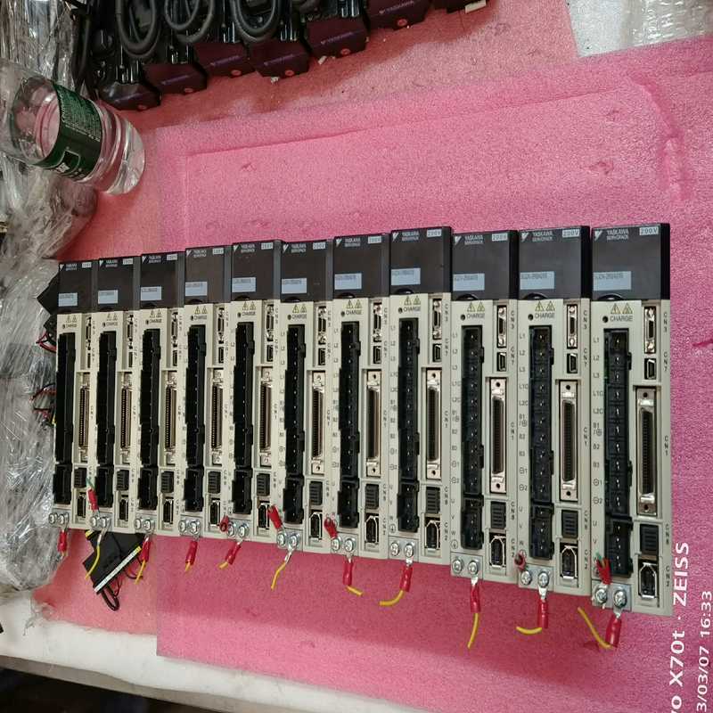 安川五系400W伺服驱动器SGDV-2R8A01B00200~询价