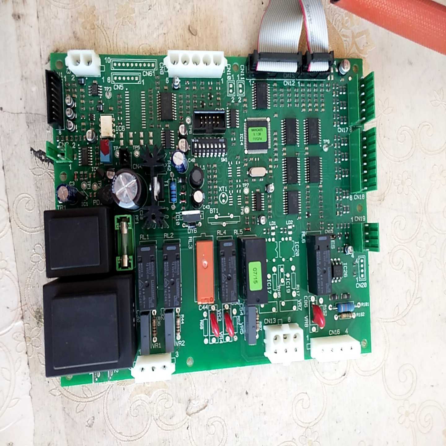 GICAR    KCE一D   94V一0的主板300~询价