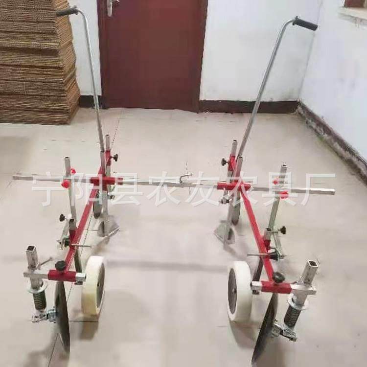 西瓜铺地膜机 人力高龙烟苗盖膜机 铺地膜上土大蒜播种覆膜机,农机/农具/农膜,播种栽苗器/地膜机,淘宝优惠券,粉丝福利购,淘宝优惠卷
